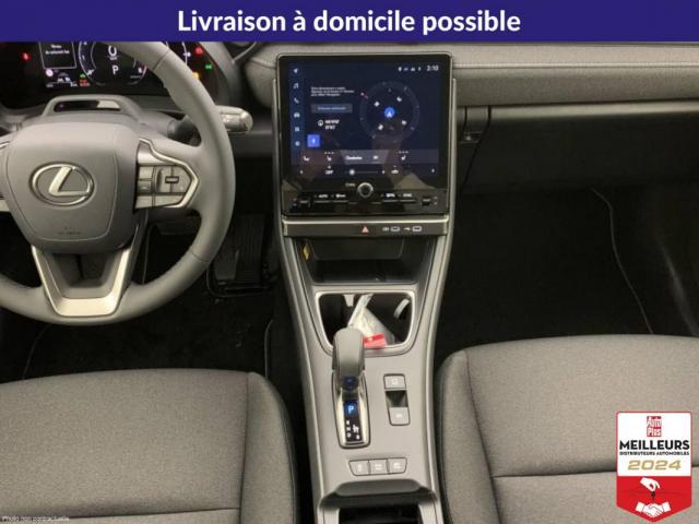 Lexus Lbx image 5