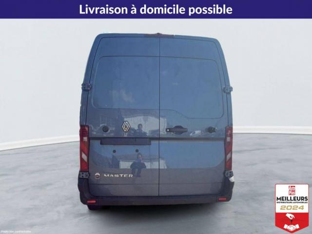 Renault Master image 2