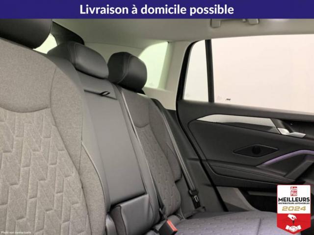 Volkswagen Tiguan image 8
