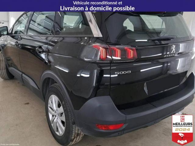 Peugeot 5008 image 1