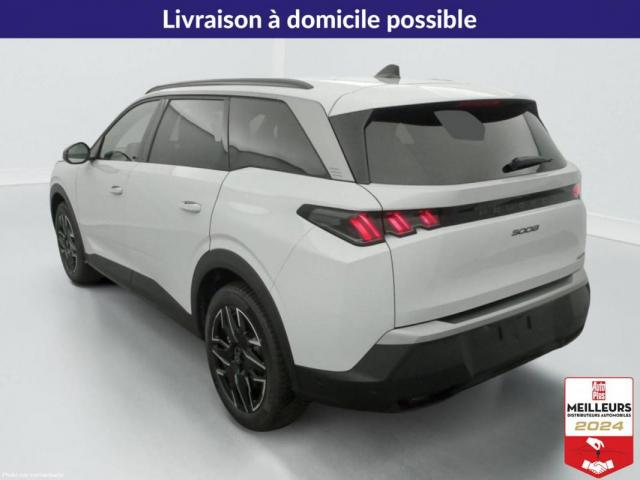 Peugeot 5008 image 1
