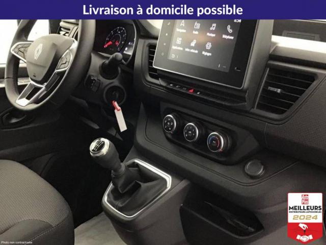 Renault Trafic image 3