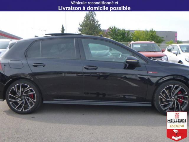 Volkswagen Golf image 8