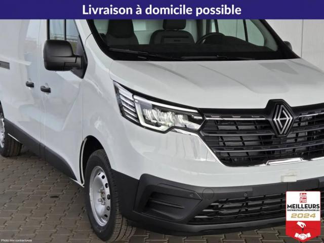 Renault Trafic image 3