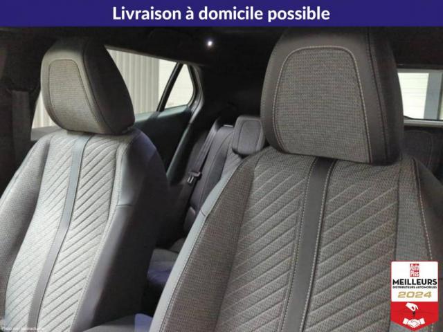 Peugeot 2008 image 8