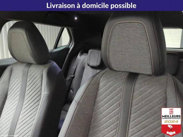 Peugeot 2008 image 2