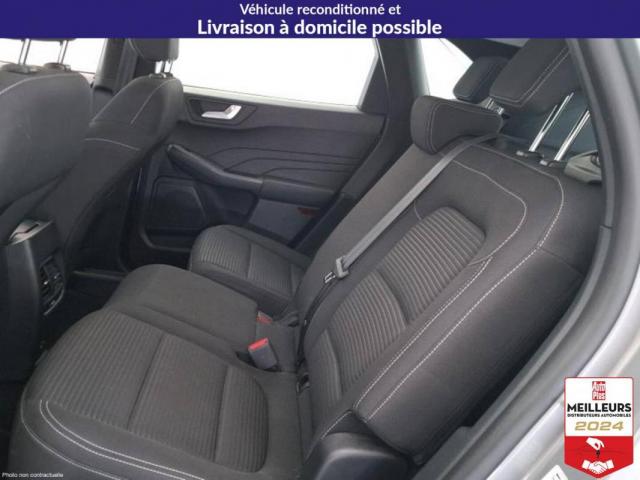 Ford Kuga image 1