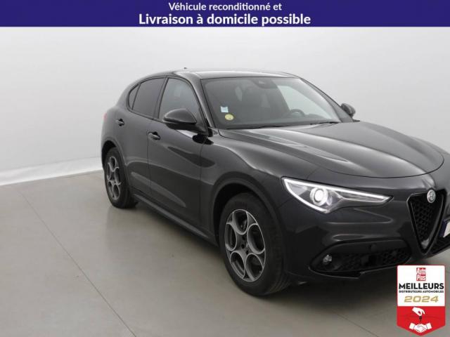 Alfa Romeo Stelvio image 2
