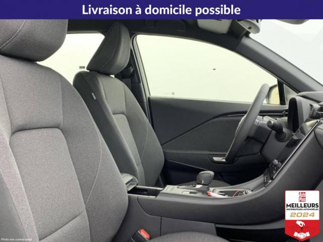 Lexus Lbx image 7