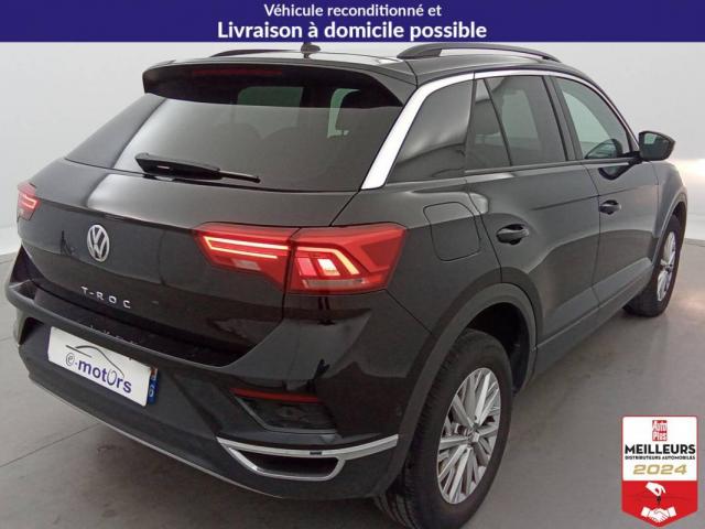 Volkswagen T-Roc image 2