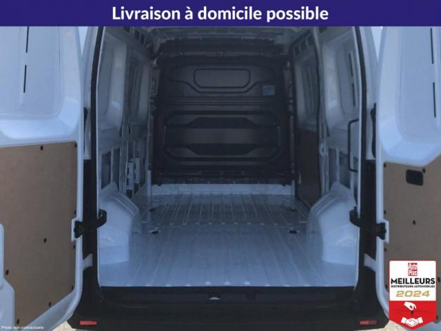 Renault Master image 9