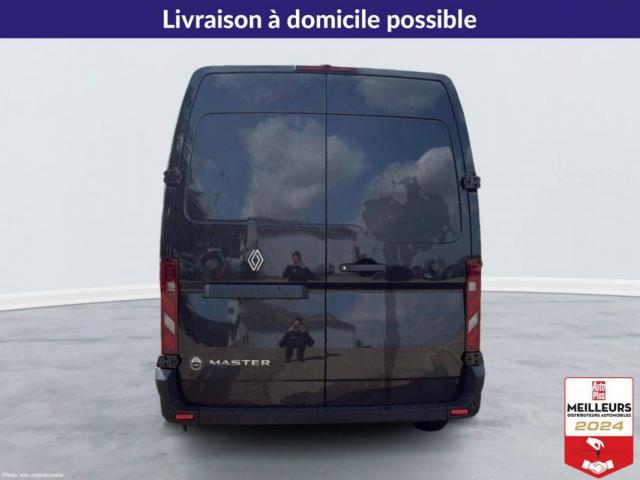 Renault Master image 2
