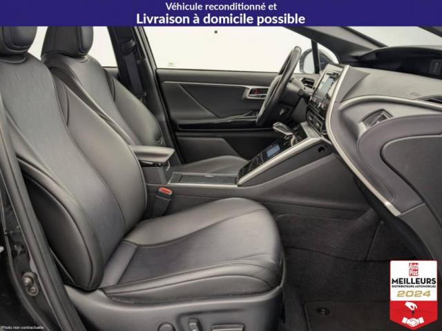 Toyota Mirai image 9