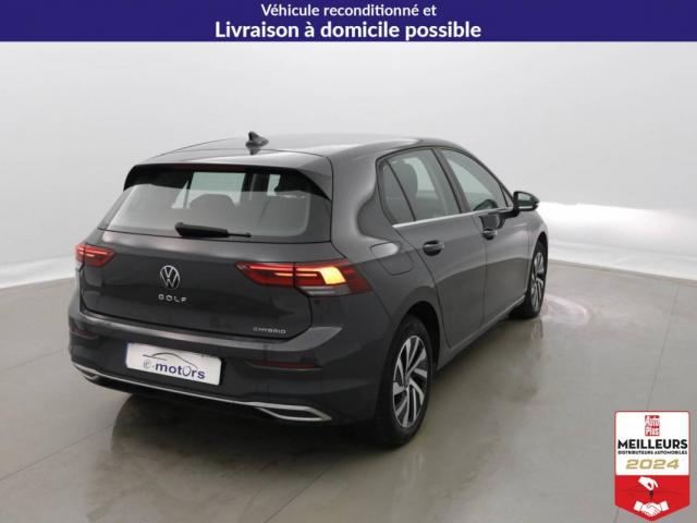 Volkswagen Golf image 8