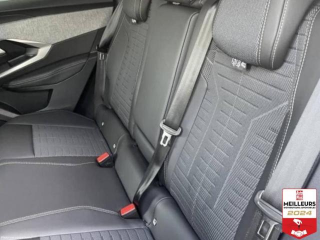 Peugeot 3008 image 1