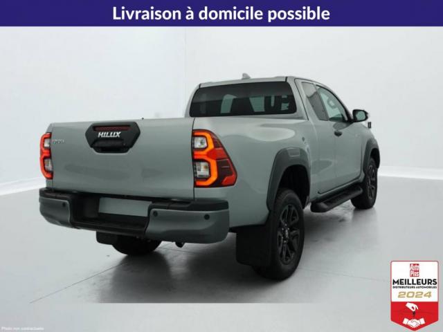 Toyota Hilux image 7
