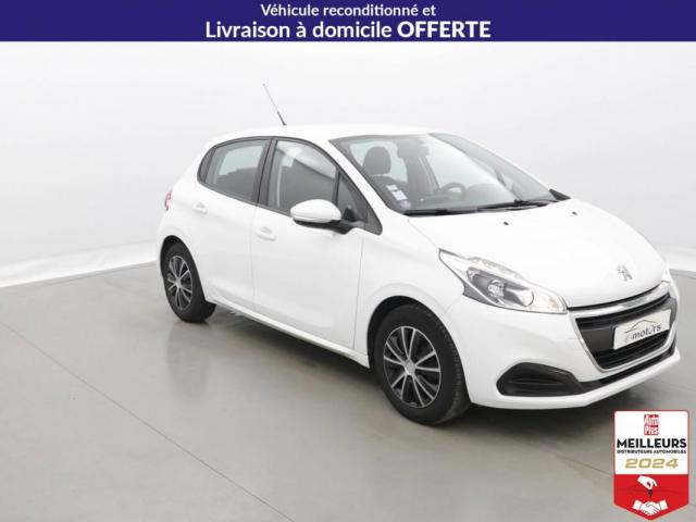 Peugeot 208 image 1