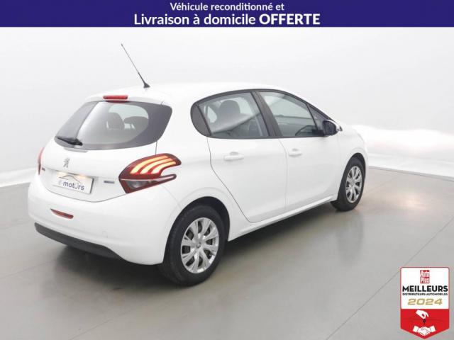 Peugeot 208 image 1
