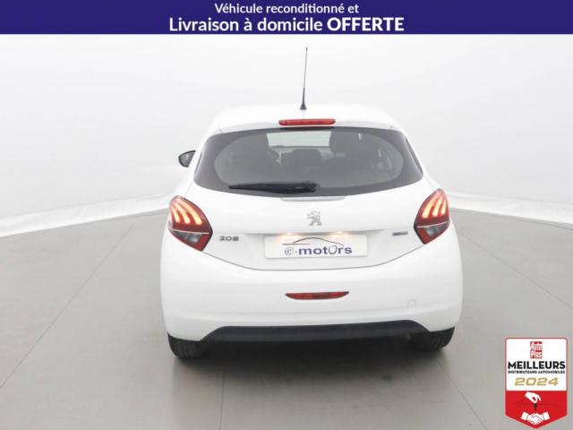Peugeot 208 image 8