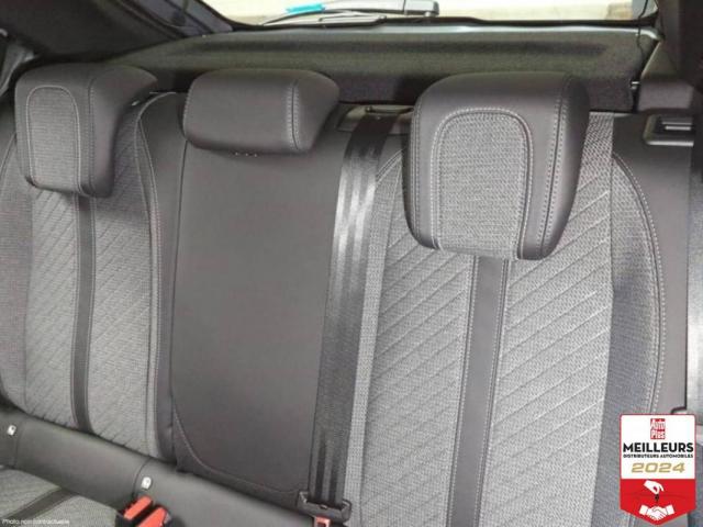 Peugeot 208 image 8