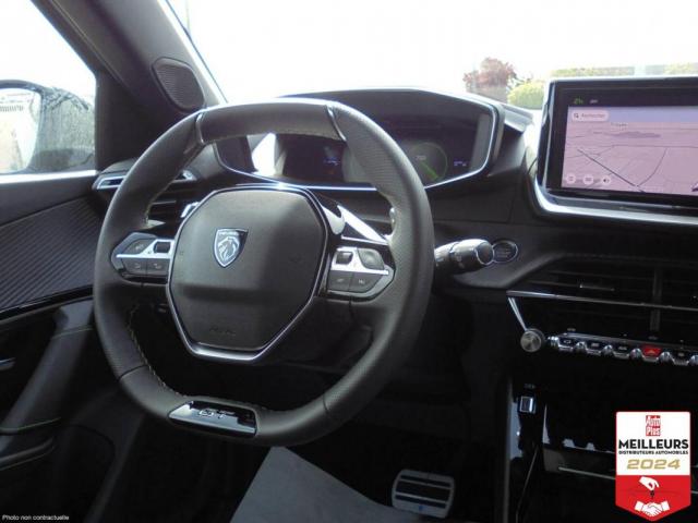 Peugeot 2008 image 2