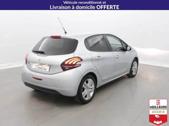 Peugeot 208 image 8