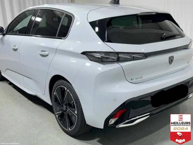 Peugeot 308 image 1
