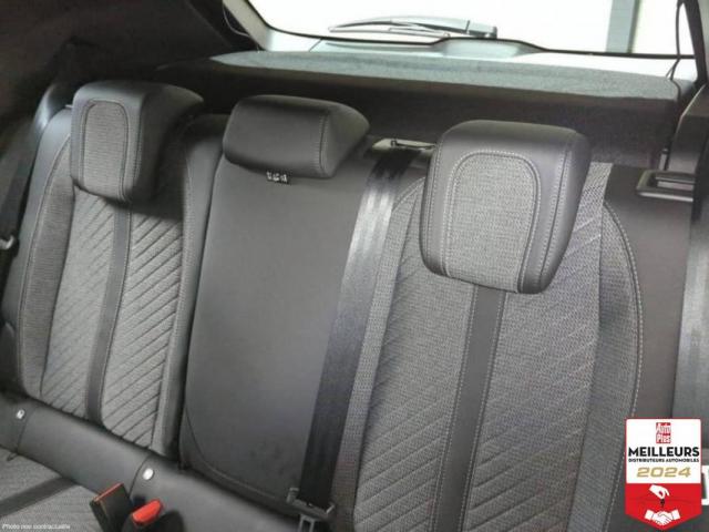 Peugeot 2008 image 2