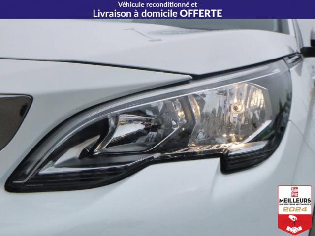 Peugeot 5008 image 4