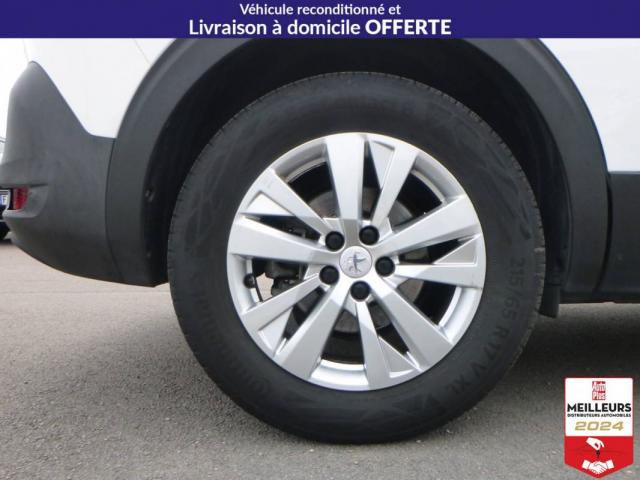 Peugeot 5008 image 1