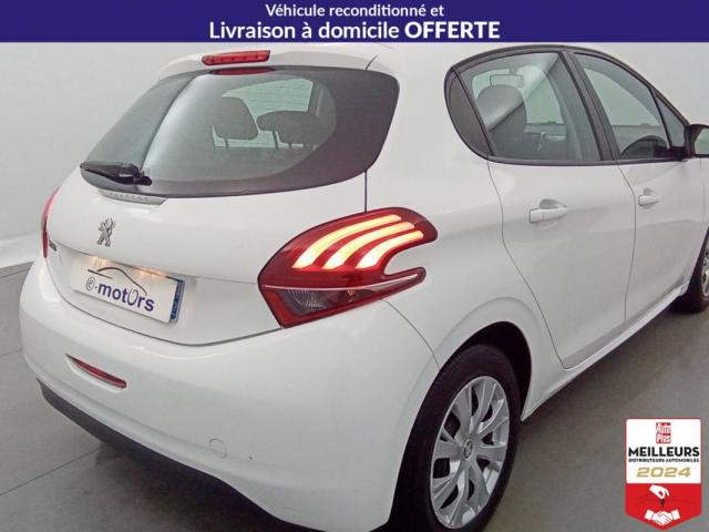 Peugeot 208 image 7