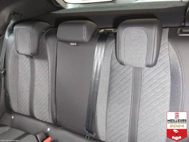 Peugeot 2008 image 2