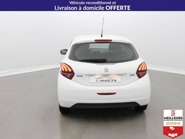 Peugeot 208 image 5