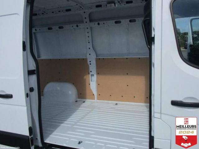 Nissan Interstar image 1