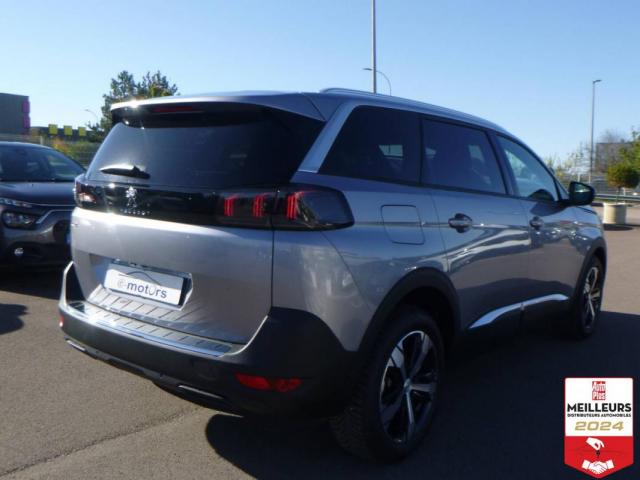 Peugeot 5008 image 4
