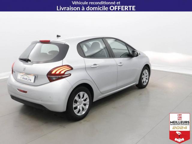 Peugeot 208 image 7