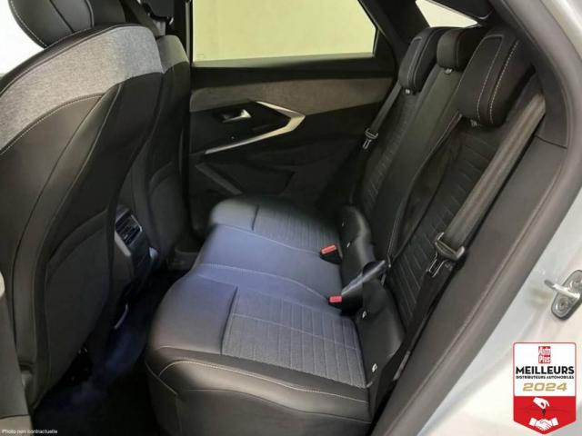 Peugeot 3008 image 2