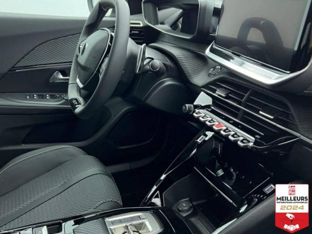 Peugeot 2008 image 9