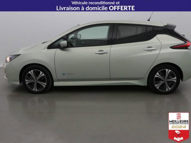 Nissan Leaf image 2