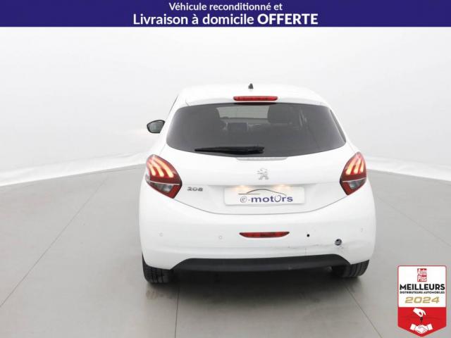 Peugeot 208 image 1