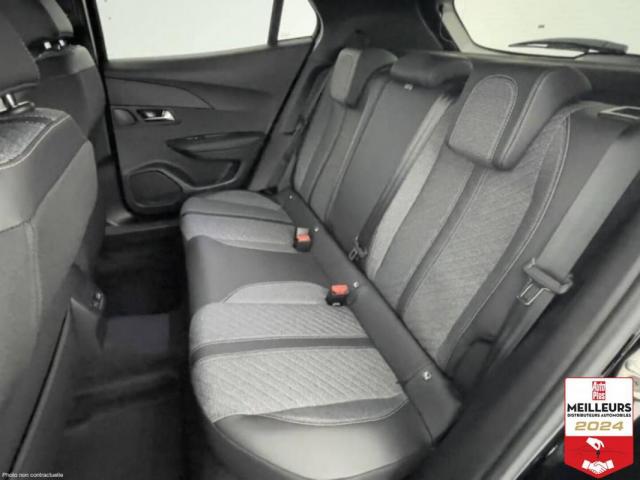 Peugeot 2008 image 1