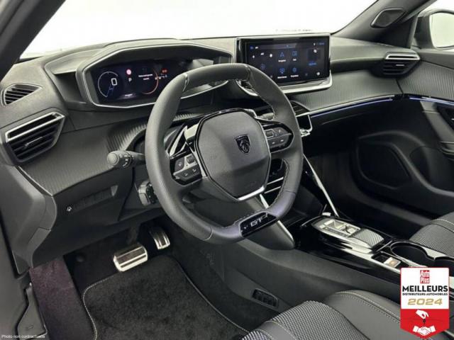 Peugeot 2008 image 8