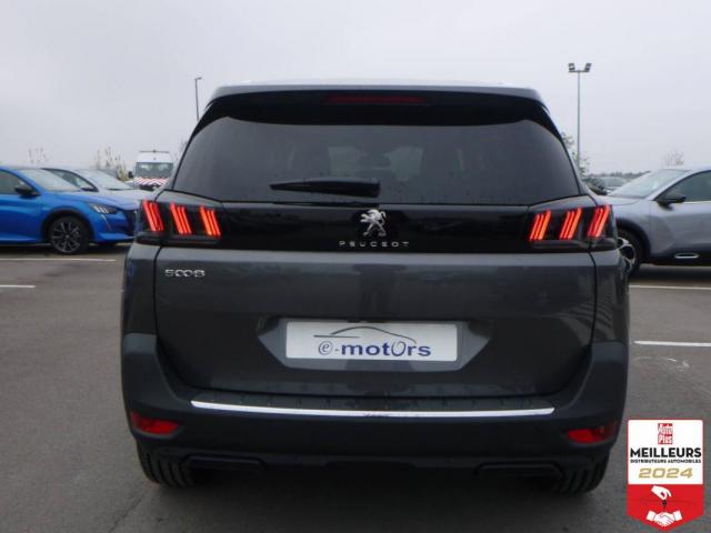 Peugeot 5008 image 6