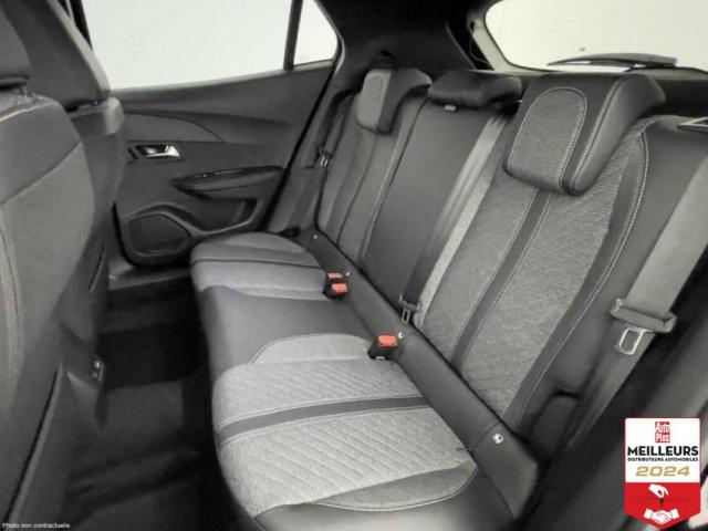 Peugeot 2008 image 8