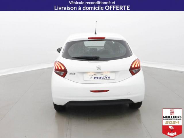 Peugeot 208 image 1