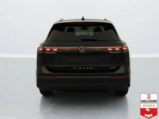 Volkswagen Tiguan image 8