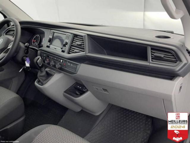 Volkswagen Transporter image 9