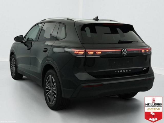 Volkswagen Tiguan image 9