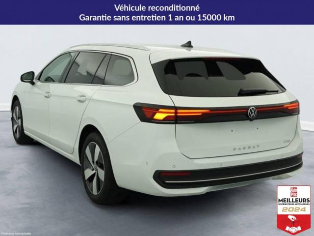 Volkswagen Passat image 5