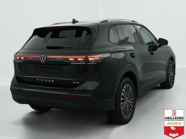 Volkswagen Tiguan image 9